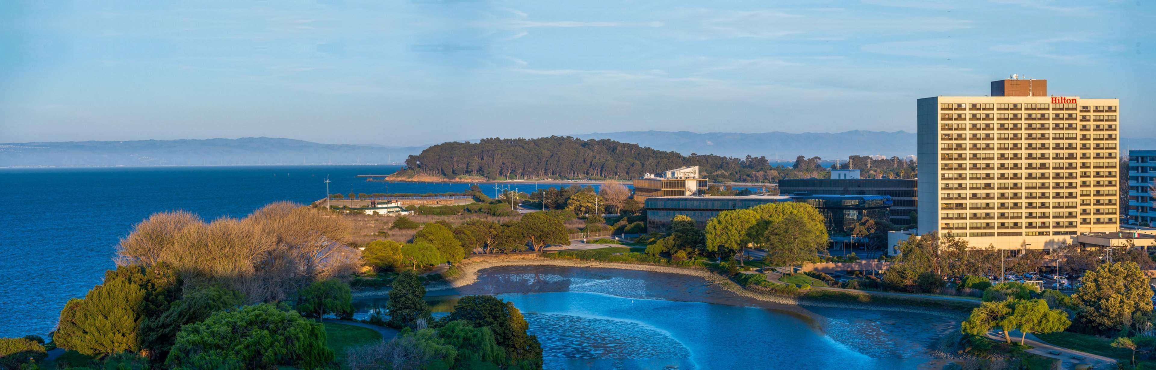 Hilton San Francisco Airport Bayfront - No Resort Fee Бърлингейм Екстериор снимка