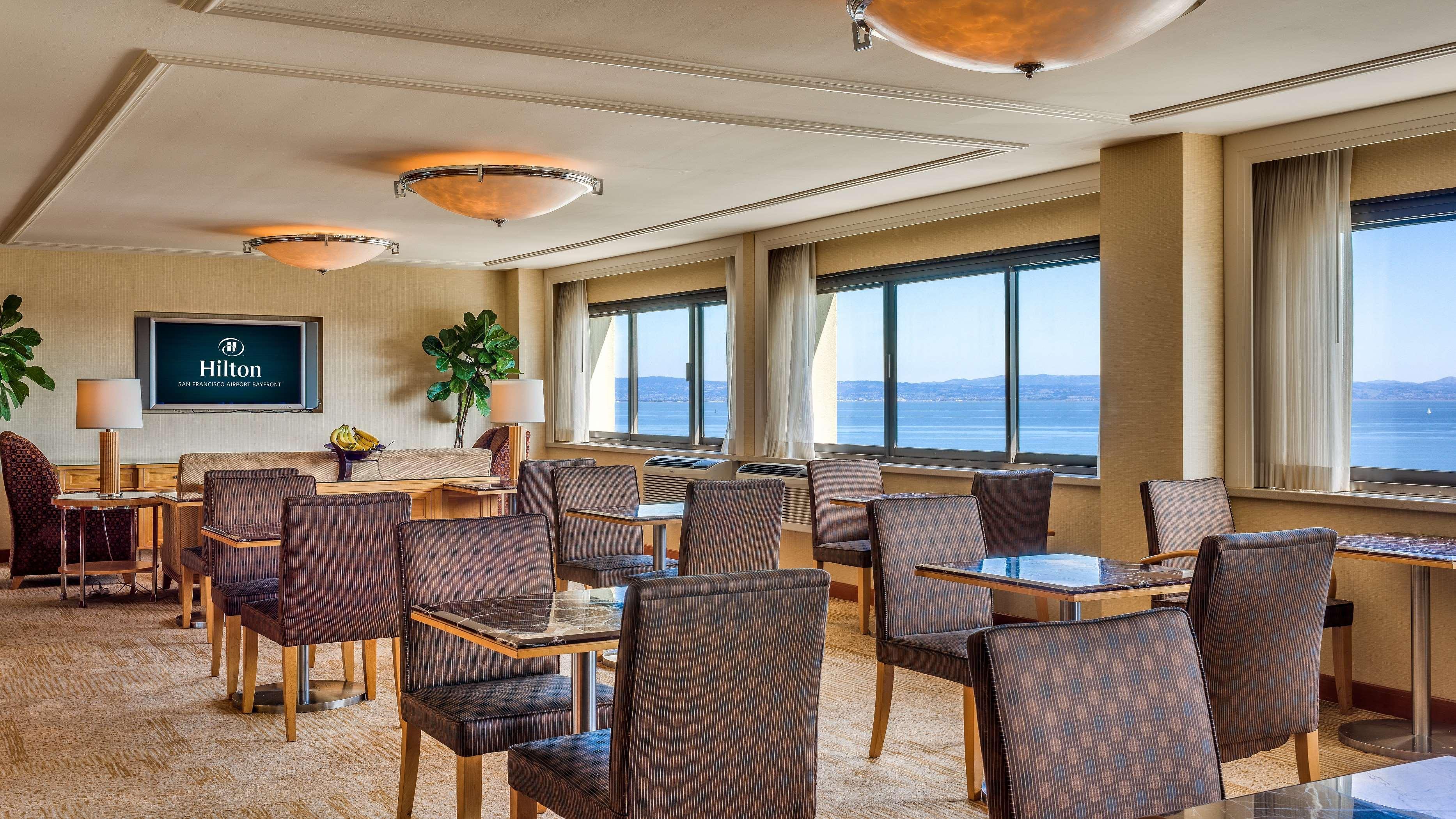 Hilton San Francisco Airport Bayfront - No Resort Fee Бърлингейм Екстериор снимка
