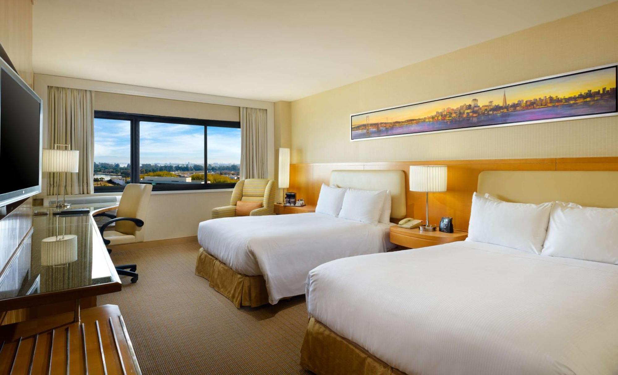 Hilton San Francisco Airport Bayfront - No Resort Fee Бърлингейм Екстериор снимка