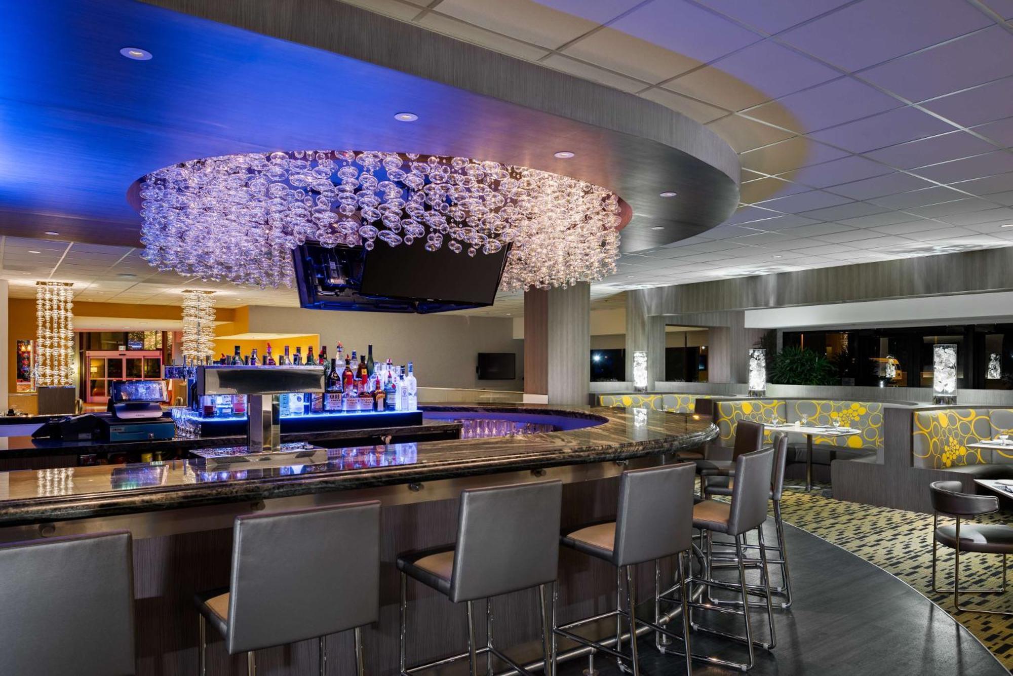 Hilton San Francisco Airport Bayfront - No Resort Fee Бърлингейм Екстериор снимка